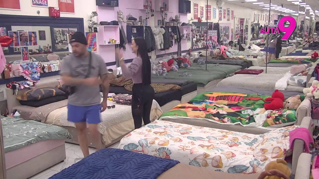 Ovo voli Maja Marinković! Dovela Alibabu do ludila, novi karambol u spavaćoj sobi! (VIDEO)