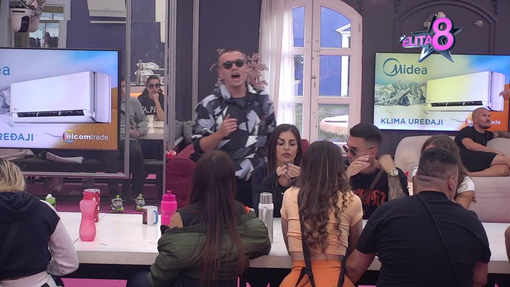 TI SI JEDAN ODRON: Luka popucao po šavovima nakon Kačavendinog navođenja za najvećeg poltrona, pa joj uputio SALVU UVREDA! (VIDEO)