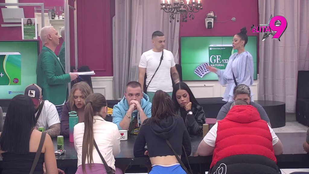 Gde ima dima, ima i vatre! Učesnici sve bliži tome da Kačavenda i Maja ne mogu očima da se gledaju: Ovde nije poenta da se ona... (VIDEO)