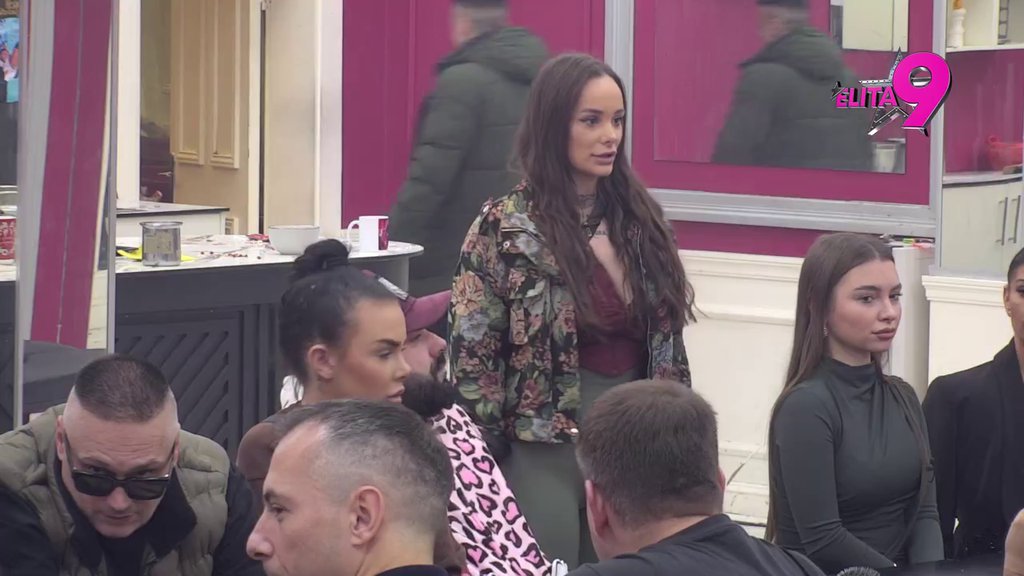 Anita će čupati kosu s glave: Luka ne skida pogled sa Aneli, raskrinkana tajna dešavanja tokom Nominacija! (VIDEO)