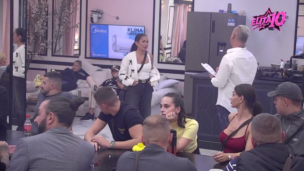 MENJA SVE BOJE: Sandra u šoku jer su takmičari provalili šta je imala sa Matejom pre Elite (VIDEO)