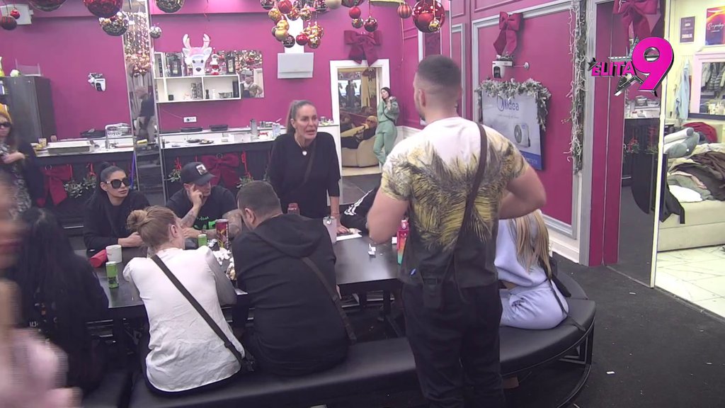 METEŽ U BELOJ KUĆI: Anđelo rešio da sazna Milenine namere prema Janjušu, pa nastao totalni haos! (VIDEO)