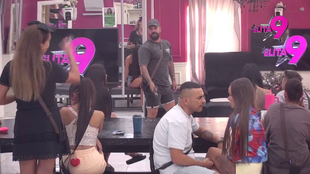 METEŽ U BELOJ KUĆI! Kačavenda i Luka zatresli zidove Bele kuće svojom svađom! Netrpeljivost rapidno raste! (VIDEO)