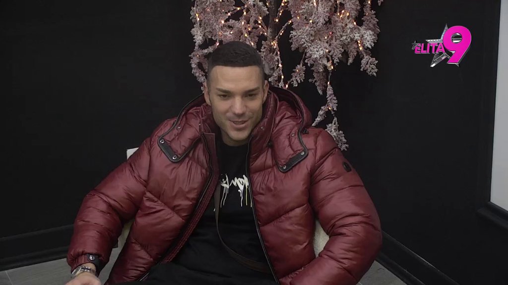 Polako počinjem da kapiram sve: Anđelo na korak do rešavanja misterije ko je Anitin tajni momak kom šalje poruke iz Elite, žestoko je oblatio! (VIDEO)