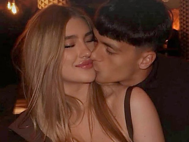 INTIMNI KADROVI ĆERKE IVANA MARINKOVIĆA! Lena, naslednica Goce Tržan, objavila fotku s dečkom: Čvrsto ga grli u bazenu, dok je on ljubi (FOTO)