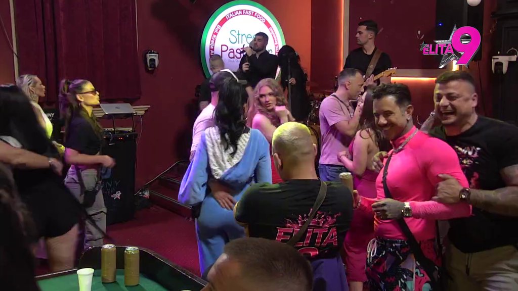 NE MOGU VIŠE DA SE FOLIRAJU: Filip i Teodora otkrili svoje tajne signale, čitave noći se gledali i smeškali (VIDEO)