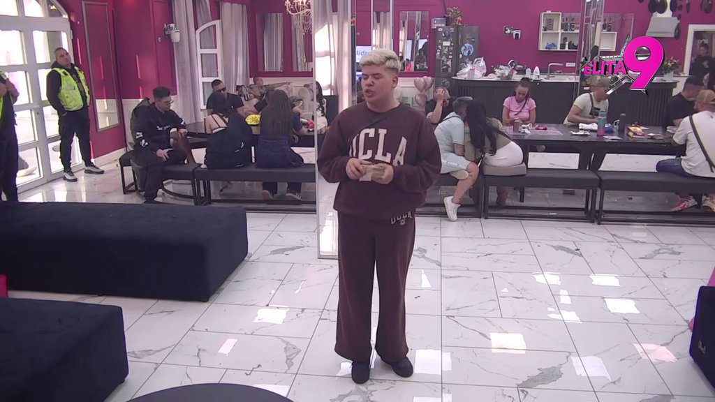 GAZIŠ PO SEBI: Uroš bez filtera sasuo Bebici sve u lice, uveren u njegovo pomirenje sa Teodorom! (VIDEO)