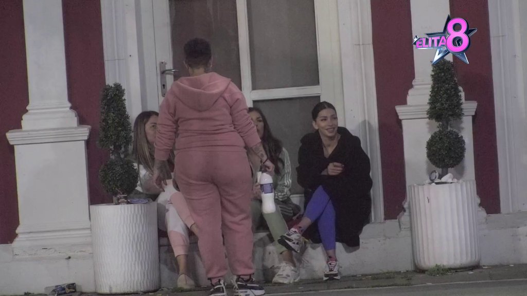Teška fetišarka! Ena Čolić priznala koliko je pucaju kompleksi, Matora je izrešetala pitanjima, a onda su progovorile o svojim se*sualnim maštarijama (VIDEO)