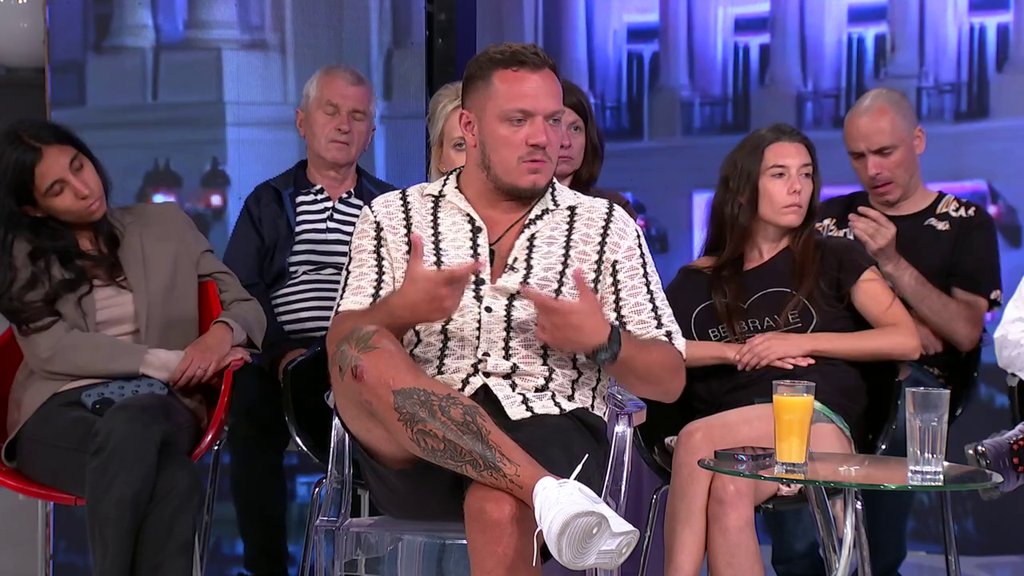TO PONAŠANJE JE VAN PAMETI: Gastoz progovorio o susretu sa Kačavendom, pa otkrio da li bi pristao na PRIMIRJE! (VIDEO)