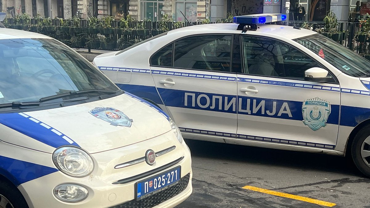 PUCAO IZ PIŠTOLJA, PA GA ŠIPKOM TUKAO PO GLAVI: Otkriveni novi detalji dramatičnog incidenta u Rakovici, saslušan vozač 'mercedesa'