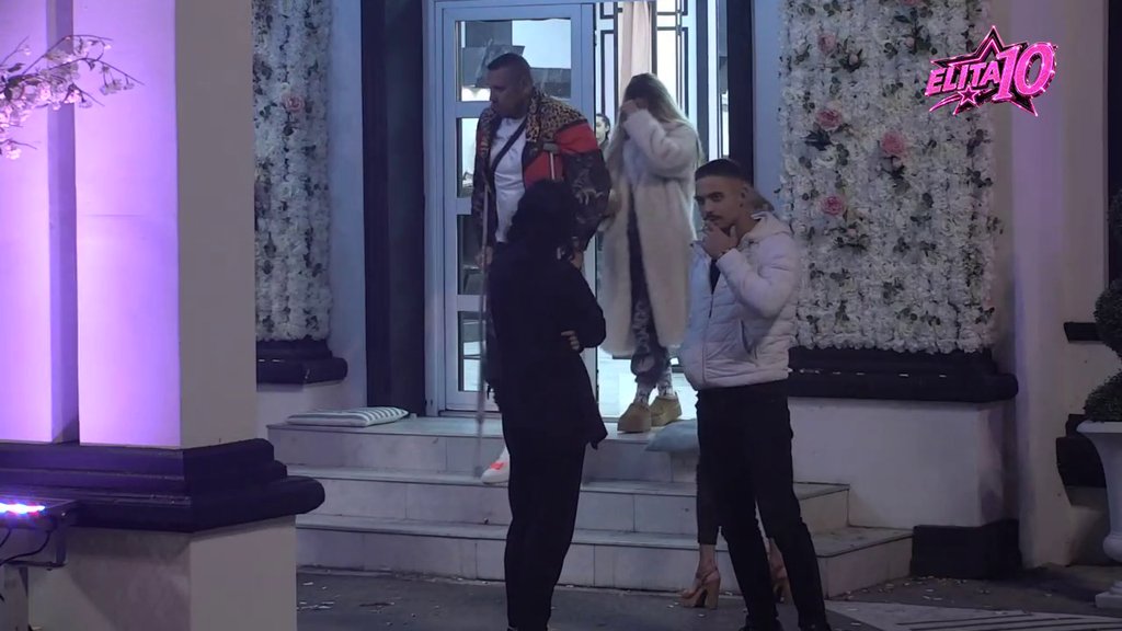 Daje zadnji atom snage da ga smekša: Aneli uporna u nameri da izbriše sve probleme Caru iz glave, on nema nameru da olabavi! (VIDEO)