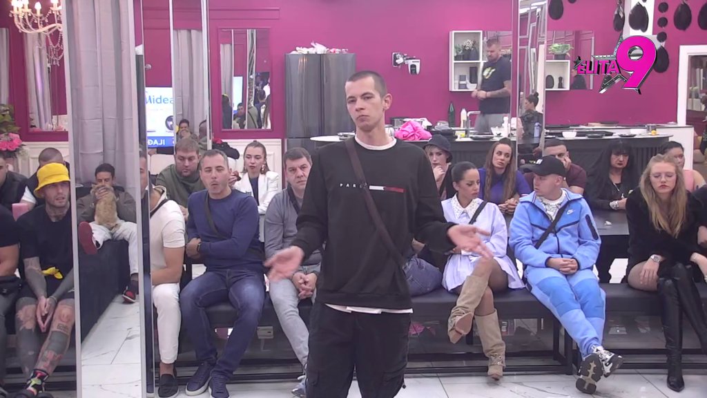 Želela je da bude popularna po bilo koju cenu: Nerio da je Sita ceo život vapila za javnošću, zbog ovih kompleka sinu uništila život! (VIDEO)