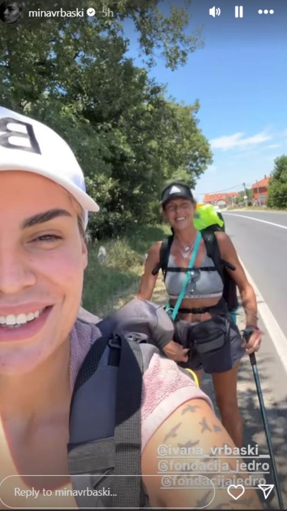 MINA VRBAŠKI SA MAJKOM KRENULA NA HODOČAŠĆE! Prvog dana u ranama i suzama, ali ne odustaje, evo dokle je stigla: Raspadam se, primila sam infuziju...