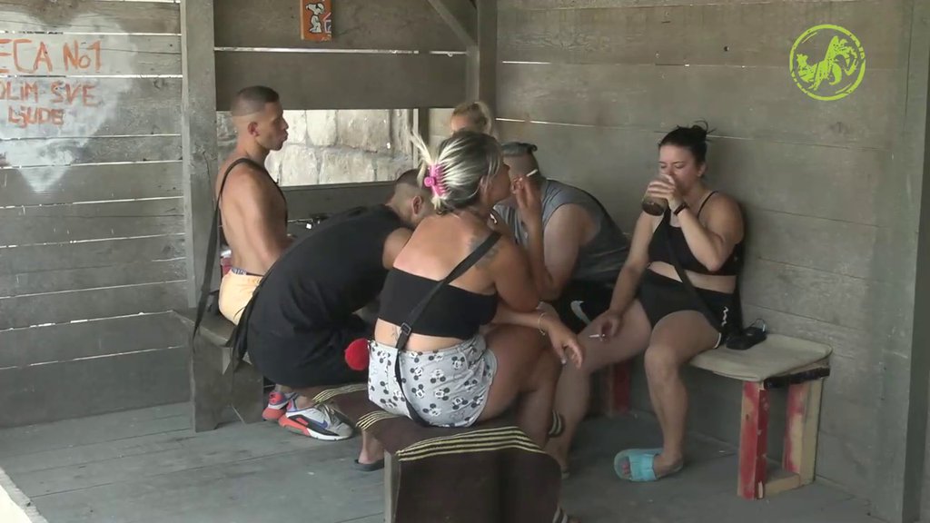 PESMA SE ORI IMANJEM! Boža i Andrea ukrstili GLASOVE, pa atmosferu doveli do usijanja (VIDEO)