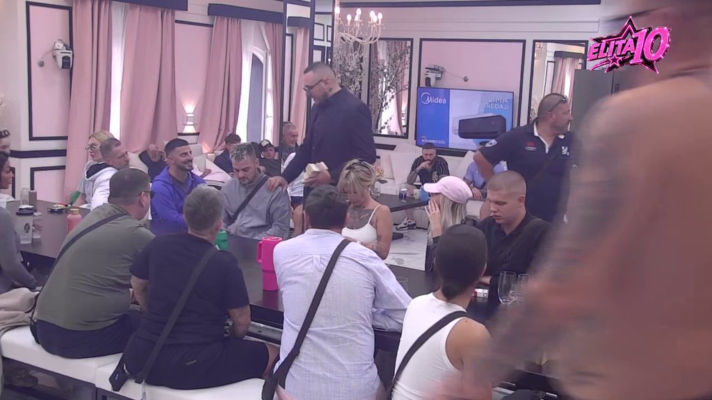 Optuživao sam ga zbog Maje, a ona je sama demantovala! Uroš se izvinio Caru, Janjuš odmah skočio kao oparen (VIDEO)