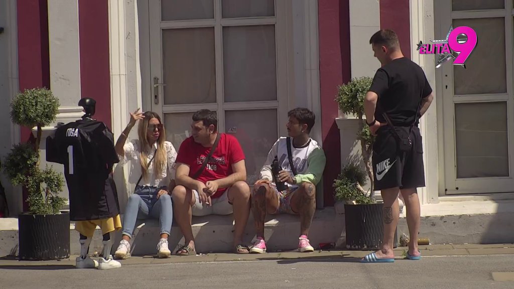 KORISTI ME! Filip otkrio šta je zamerio Aneli, neće više OVO DA JOJ DOZVOLI! (VIDEO)