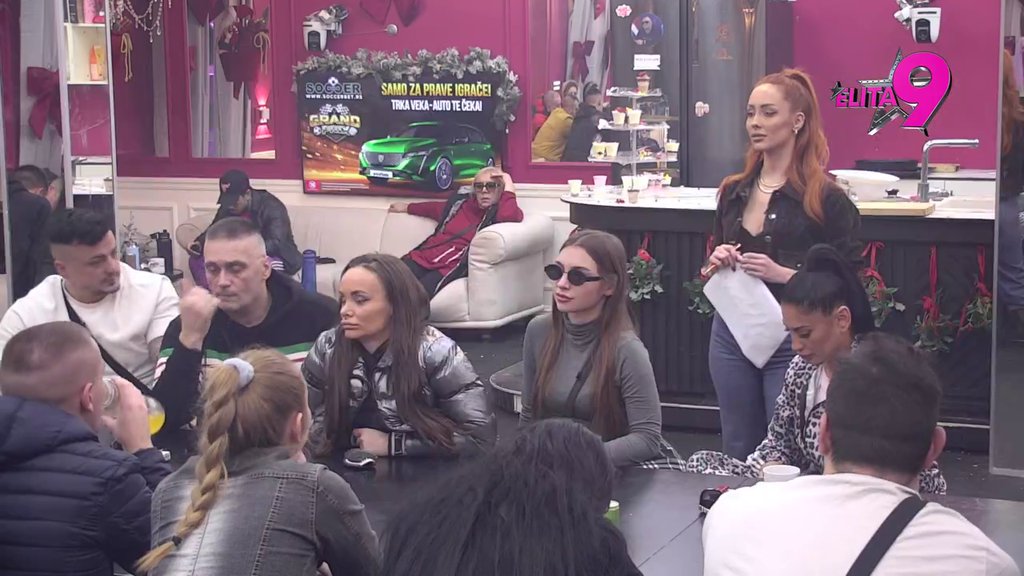 DUH ILI VERENIK? Kačavenda otkrila da li poznaje novog dečka Mine Kostić KASPERA! (VIDEO)