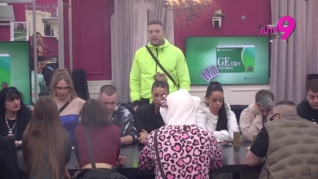 Zapušio usta svim dušmanima: Takmičari mislili da je pukla tikva Aneli i Anđela, on jasno stavio do znanja da od toga nema ništa! (VIDEO)