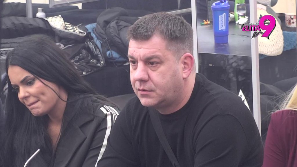 SLADI SE KADA JE NEKOM LOŠE: Anđelo duboho udahnuo, pa krenuo sa verbalnim rešetanjem Ivana Marinkovića! Smatra da je zasluženo na vicešampionskom mestu za osobu koja najlošije utiče na druge! (VIDEO)
