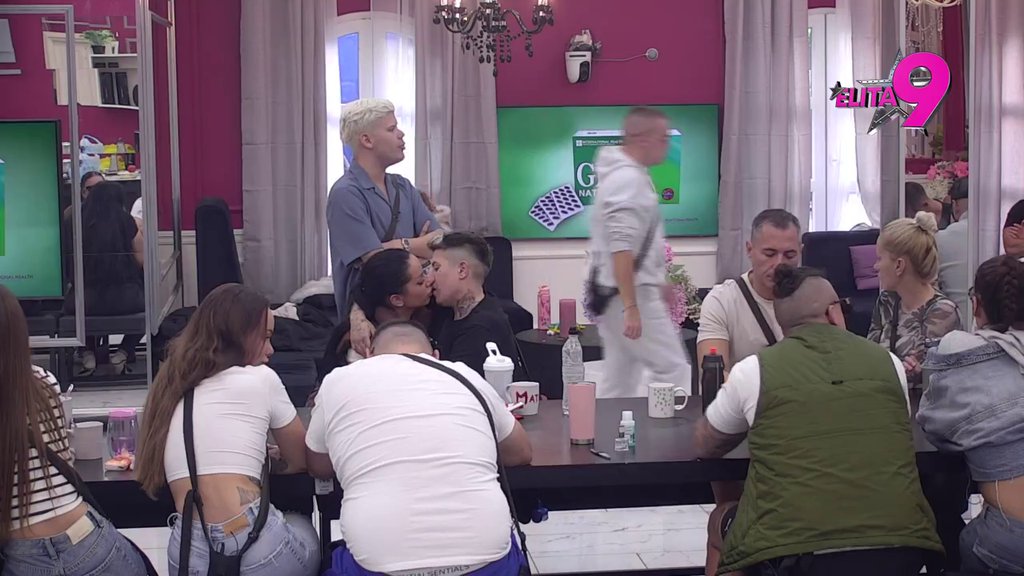 ŽELIM DNK TEST: Asmin HITNO zatražio  utvrđivanjhe očinstva, Aneli ostala zatečena njegovom izjavom! (VIDEO)