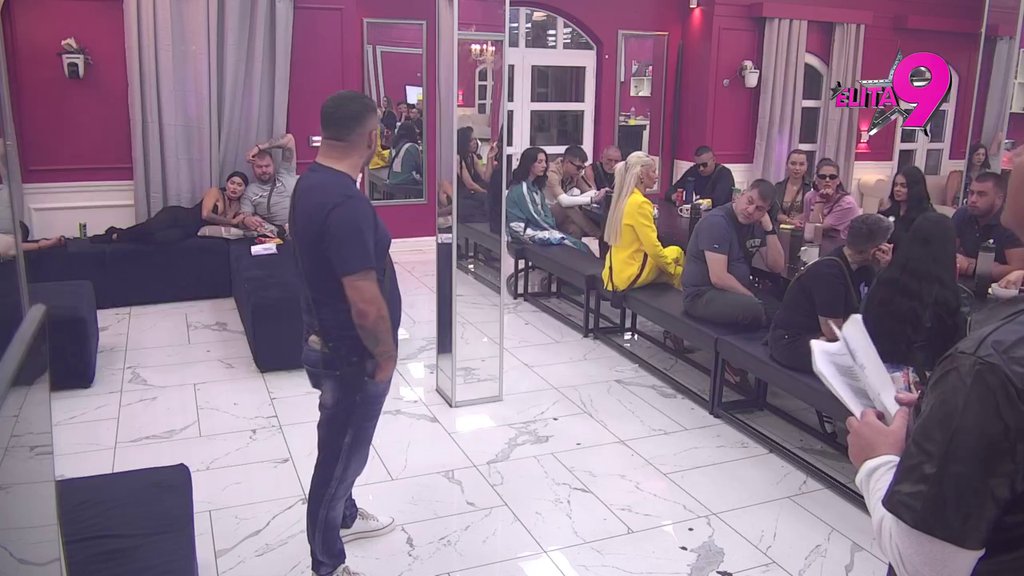 ONA NIJE NI SVESNA SVOG BLAMA: Asmin nagovestio raskid s  Majom?! Poručio da je njena promena iz korena NUŽNA kako bi im odnos funkcionisao! (VIDEO)