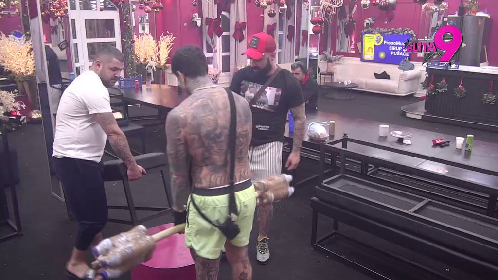 Pljuni, pa poliži: Luka, Alibaba i Filip kao najbolji ortaci, zajedno se bacili na ozbiljan trening! (VIDEO)