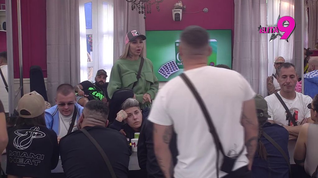 Ščepao si je za vrat i bacio: Opšti haos u Eliti! Alibaba i Aneli ratuju bez prestanka, isplivali novi detalji njihove prošlosti (VIDEO)
