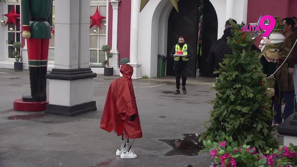 IZMAMIO JOJ OSMEH! Toša rešio da iznenadi Miljanu Kulić, evo o čemu je reč! (VIDEO)