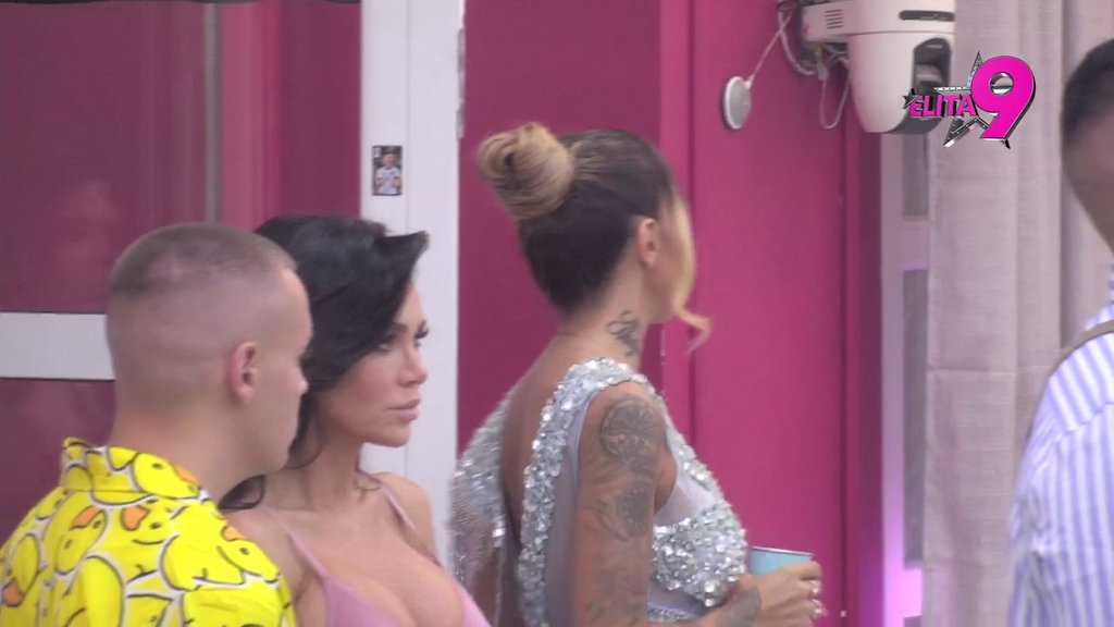 Poslednje pismo Velikog šefa: Takmičari se okupili oko stola, stiglo bitno obaveštenje u Elitu! (VIDEO)