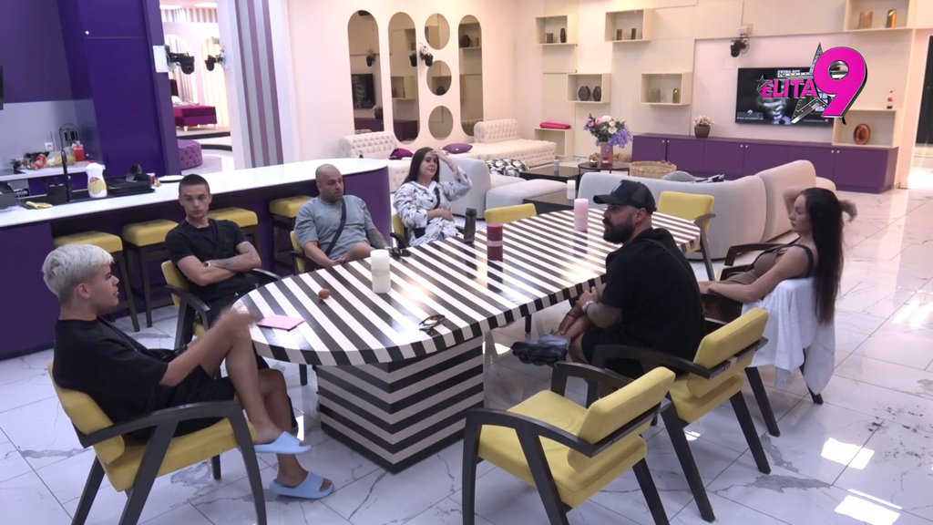 Jedva čeka da mu vidi leđa: Luka ne može da podnese Asminovo blaćenje Aneli! Bora doživeo pomračenje zbog bezobrazluka Sare Stojanović! (VIDEO)