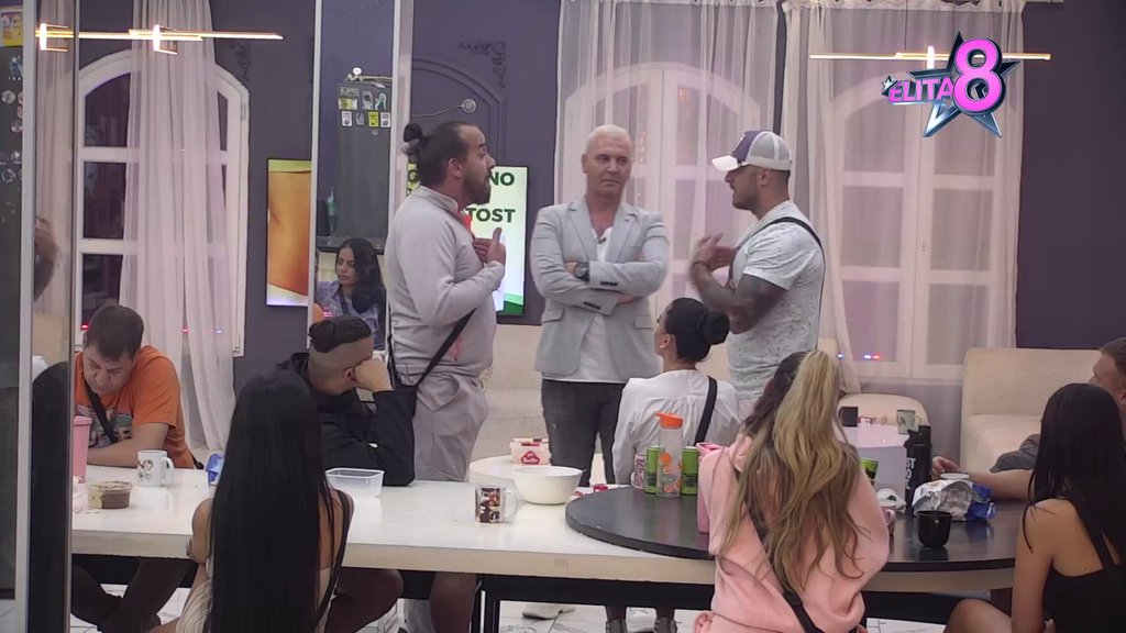 Sukob ne jenjava: Karambol Marka i Milovana se nastavlja, obezbeđenje uleteo u Belu kuću munjevitom brzinom! (VIDEO)