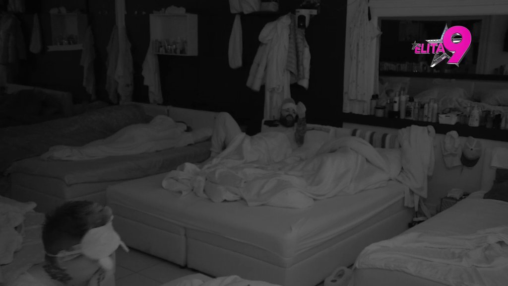 Puče još jedna veridba u Eliti: Luka i Aneli žestoko zaratili, ona zaplakala na sav glas! (VIDEO)