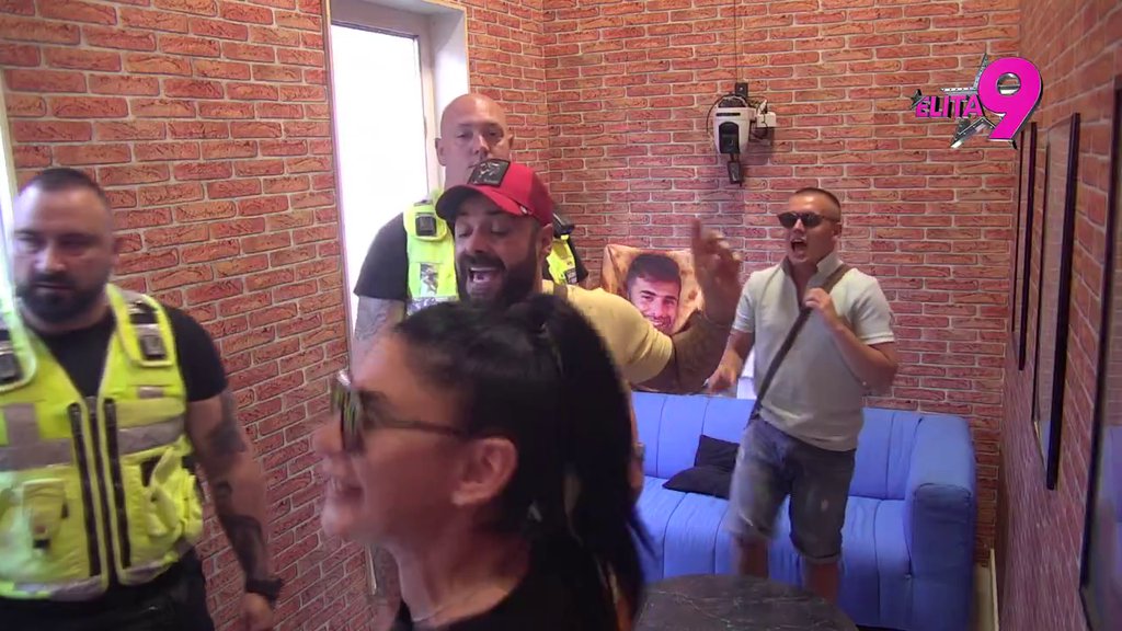 NEVIĐENI HAOS U ELITI: Ratno stanje zbog Dače i Kačavende, nema ko se nije ostrvio na njega! (VIDEO)