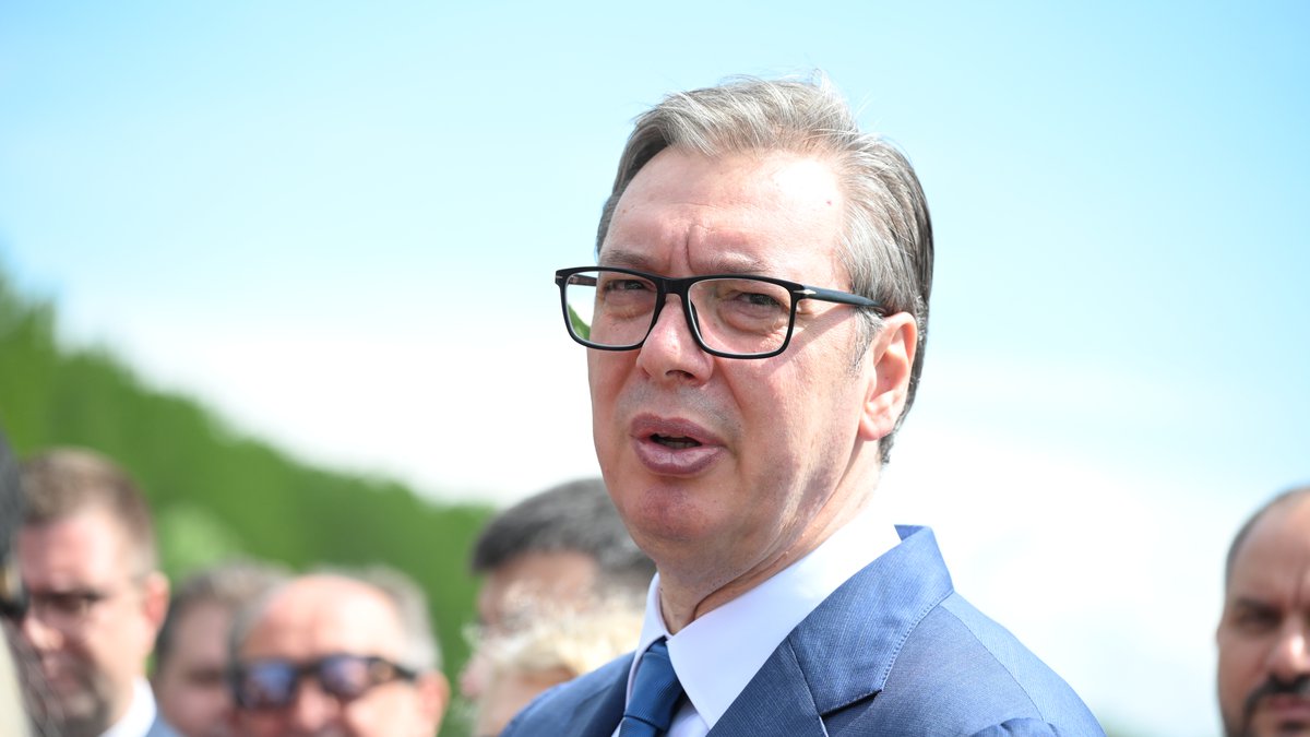 ‘NAPISAO BIH DVE STVARI’ Vučić otkrio deo programa na skupu 27. juna: Imaćemo 15 stavki, biraće se 5!
