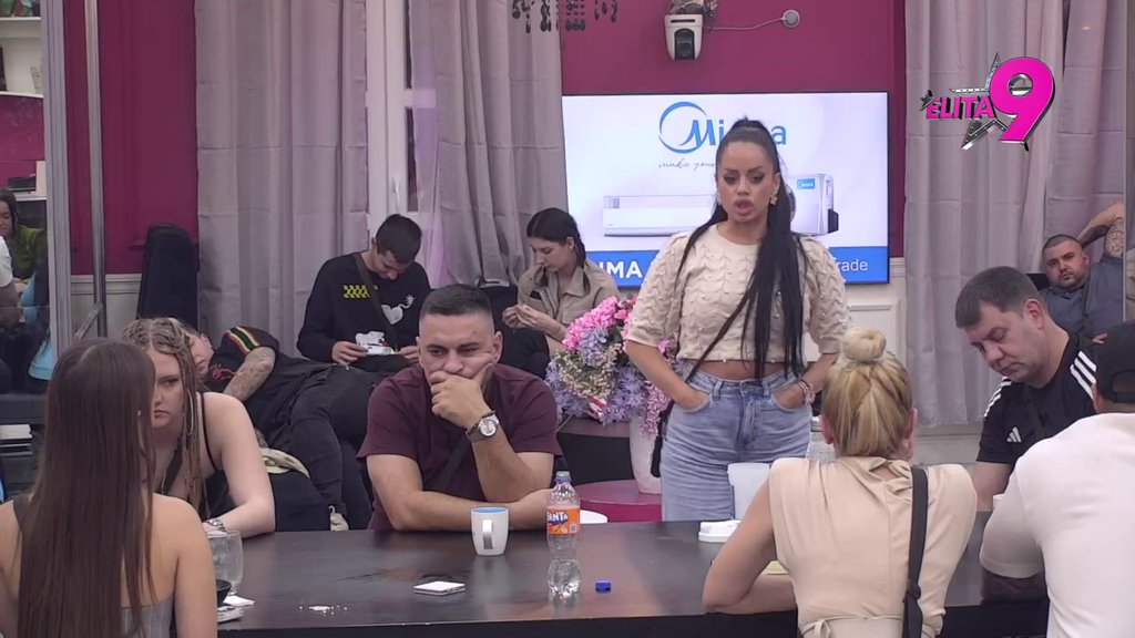 Zbog ljubavi izgubio sve, a dobio rogove: Dragana se ismejala Bebici u lice, Vanja ga verbalno sahranila! (VIDEO)