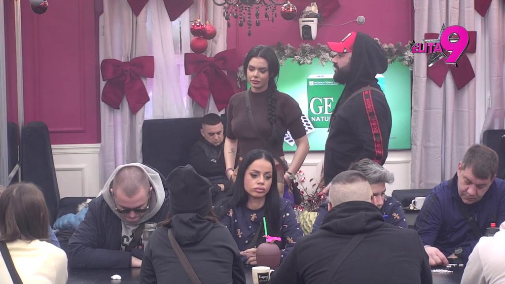 Netrpeljivost raste! Maja i Asmin se ponovo posvađali, Anita priznala da li misli da je Aneli blati jer Anđelo neće da bude s njom (VIDEO)