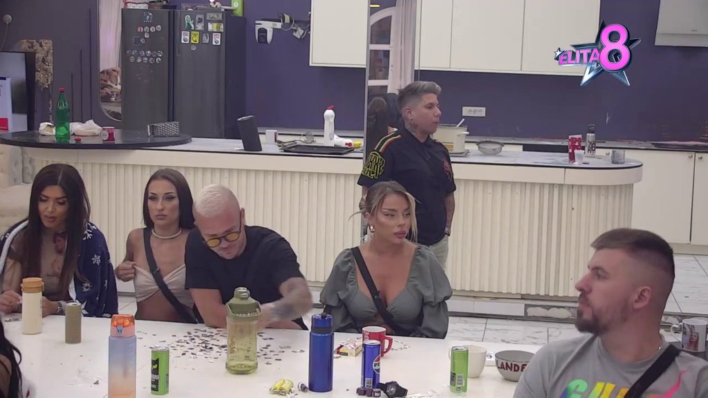 ŽESTOK KARAMBOL: Munja i Matora u brutalnom ratu! Pljušte morbidne reči, obezbeđenje hitno reagovalo! (VIDEO)