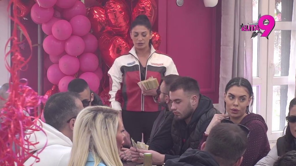 BARBI I KEN! Vanja Prodanović i Ivan cvetaju zajedno, SVI VIDE NAPREDAK u njihovom odnosu! (VIDEO)