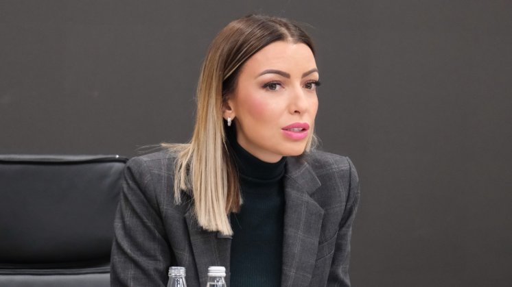 'SRBIJA SNAŽNO KORAČA NAPRED VOĐENA ALEKSANDROM VUČIĆEM' Mesarović iz Novog Sada poručila: Odlučni smo da sačuvamo Srbiju, da sačuvamo mir i stabilnost