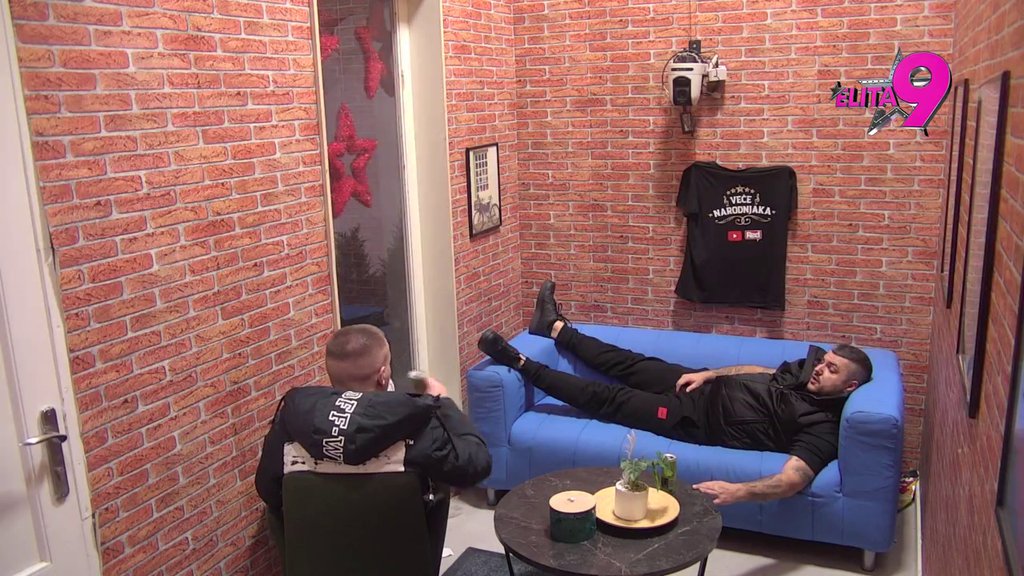 Kad te pogleda, zaboraviš na sve: Alibaba nikako ne može da odoli Maji, ima nešto u sebi što ga radi! (VIDEO)