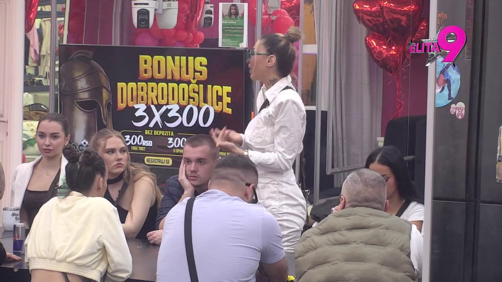 NE PRESTAJU: Aneli doživela pomračenje zbog Luke, on je prizvao da je LOPOV,  pa je ponovo ponizio kako bi sebe uzdigao (VIDEO)