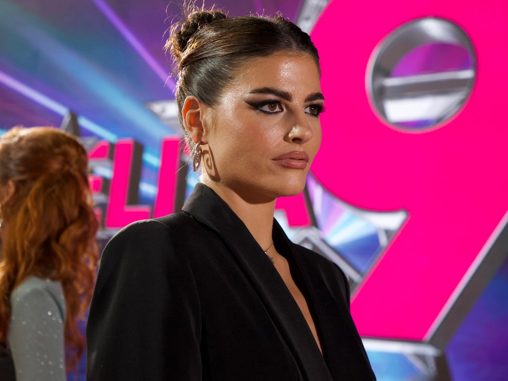 Pogledajte fotografiju Boginjih roditelja, priča o njenoj majci koja je UMRLA dok je rađala LEDI KRV U ŽILAMA: Teško vas je gledati na samo par izbledelih i pocepanih slika (FOTO)