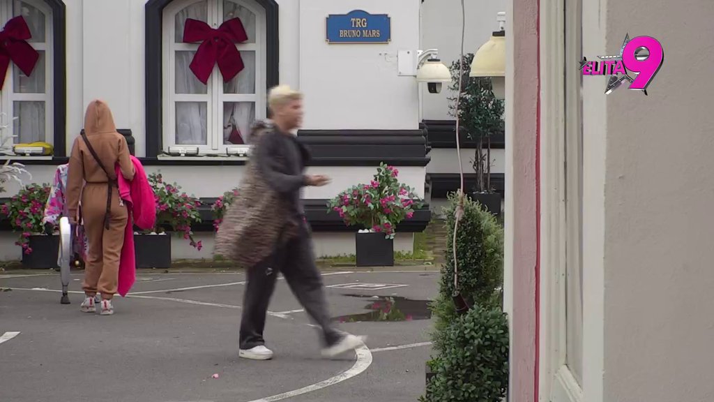 NAGRABUSIO SA SVIH STRANA! Uroša napala Maja što je stavio u Odabrane, Anita i Janjuš izgoreli ŠTO IH NIJE STAVIO! (VIDEO)