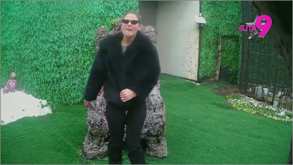 Ne mogu protiv emocija, ZALJUBILA SAM SE! Boginja načisto odlepila za Filipom, ne može da se obuzda! (VIDEO)