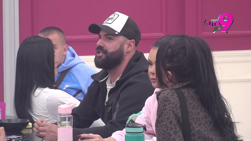 KO O ČEMU, LUKA O BIVŠOJ! Aneli urnisala Luku argumentima, pa patosirala Maju: Mama ti se j*be sa istim frajerom kao i ti (VIDEO)