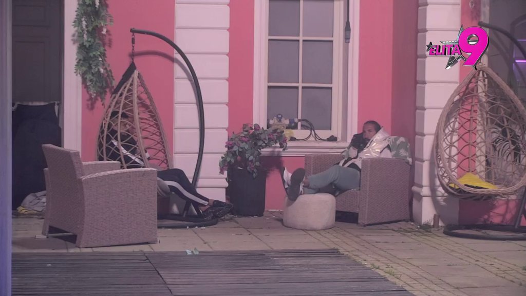 Ne skida osmeh: Terza se prisetio prvog susreta sa ćerkom Barbarom, priznao da se krio od ljudi i ronio gorke suze! (VIDEO)