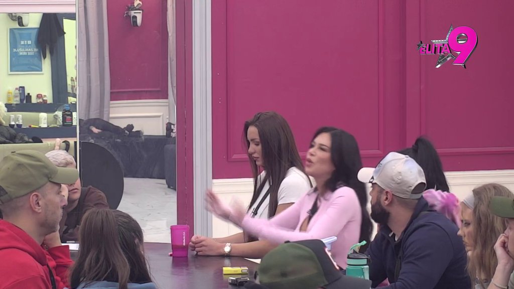 BRUTALNO RASKRINKAVANJE! Stanija umešala Maju u sukob sa Asminom:  Duboko si uletela u priču sa Alibabom (VIDEO)