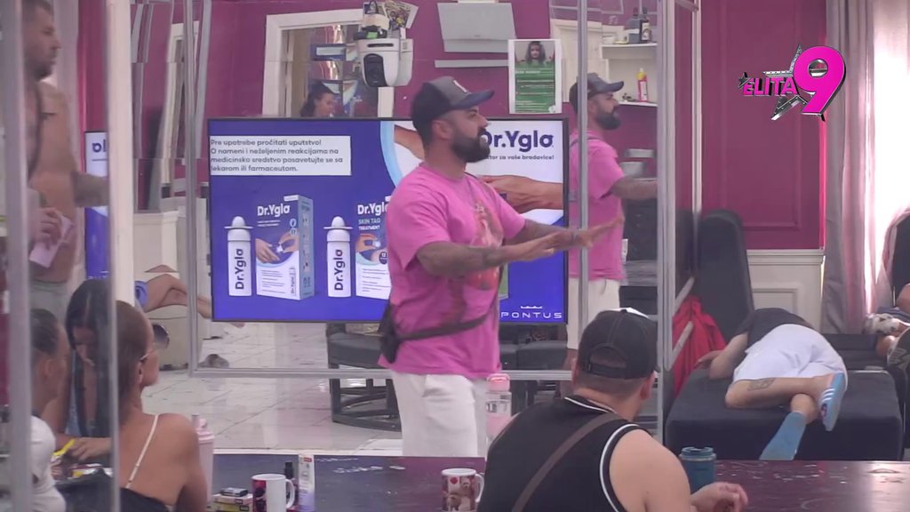 Otkazujem svadbu unapred! Luka otkrio koga iz Elite zove na veselje, Anita pozelenela! (VIDEO)