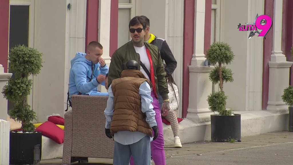 Gde si Fićo, jahaču apokalipse? Toša prozvao Đukića nakon noći u hotelu sa Teodorom, provalio ga da je presrećan (VIDEO)