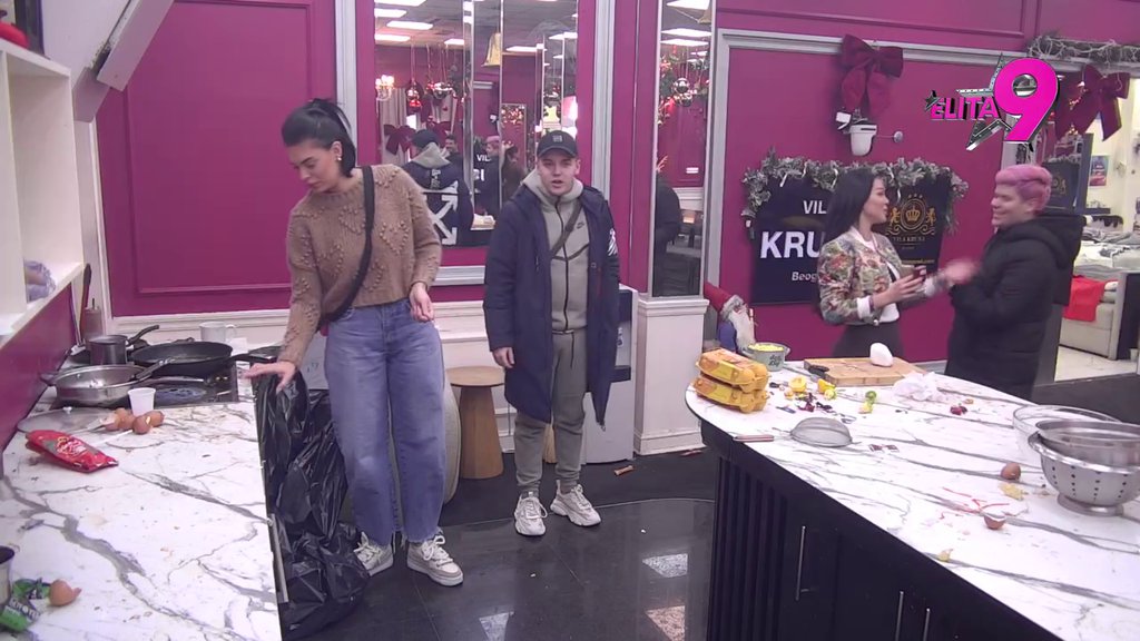 TA MATORA KOBILETINA! Maja Marinković doživela POMRAČENJE, oplela po Vendi kao nikad od sad! (VIDEO)